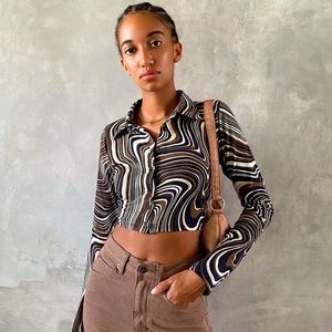 RYALS LONG SLEEVE TOP IN 70'S RIPPLE